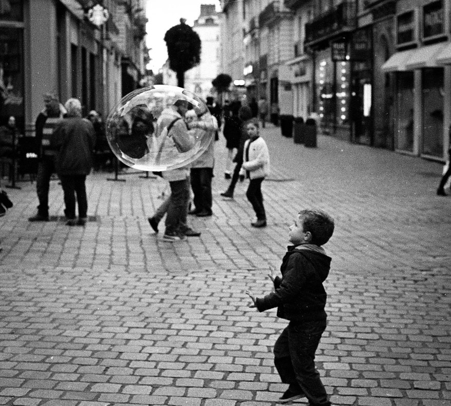 Opening of the Film Archives – Canon AE1 Street Photography in&nbsp;Nantes